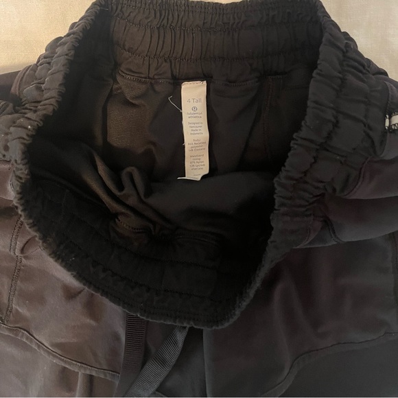 Lululemon shorts - Picture 4 of 4